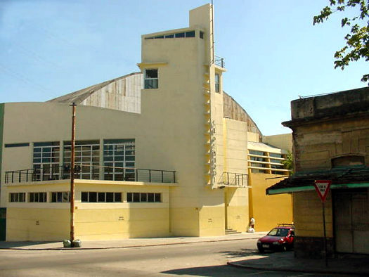 esquina Cerro Largo Palacio Peñarol
