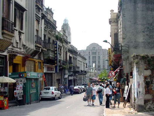 Calle Pérez Castellano