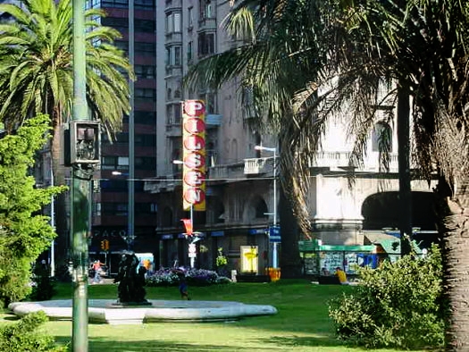 18 de Julio y Plaza Independencia