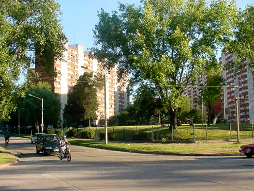 F. Lavalleja esquina Carap�