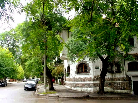 esquina Santiago V�zquez