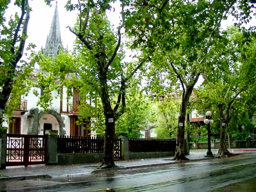 19 de Abril casi Irigoit�a