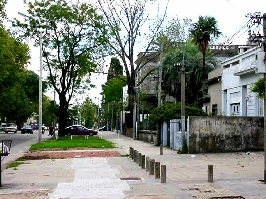 Av. S�arez casi Gral. E. Mart�nez