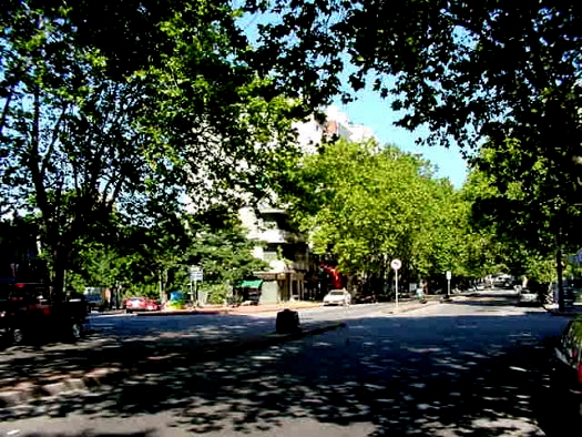 esquina Bartolito Mitre y Brito del Pino