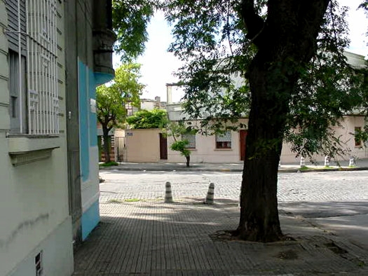 Guardia Oriental esquina Vespucio