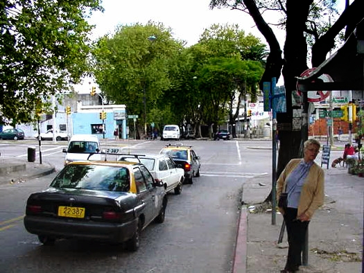 San Mart�n casi Blvr. Batlle y Ordo�ez (Propios)
