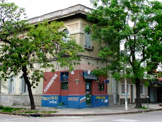 Cufr� esquina Cagancha (2300)