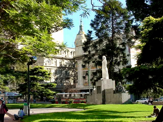 Rondeau esquina Galicia