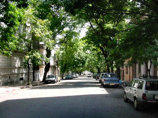 entre Av. Brasil y Bartolito Mitre