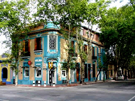 esquina Aquiles Lanza