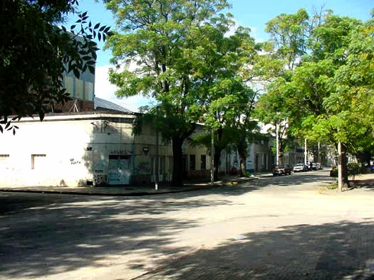 E. Compte y Riqu� esquina Marmaraj�