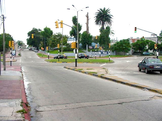 Monte Caseros casi Larra�aga