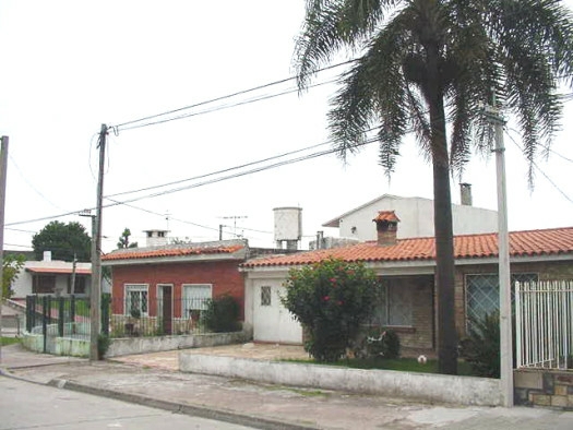 H. Sabat esquina H. Gerona (4763)