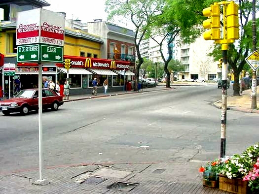 esquina Ellauri