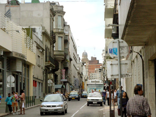 Calle Sarandí