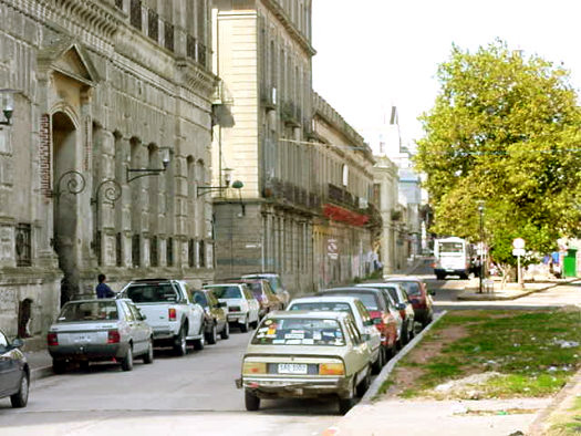 Calle Cerrito desde la ex Facultad de Humanidades
